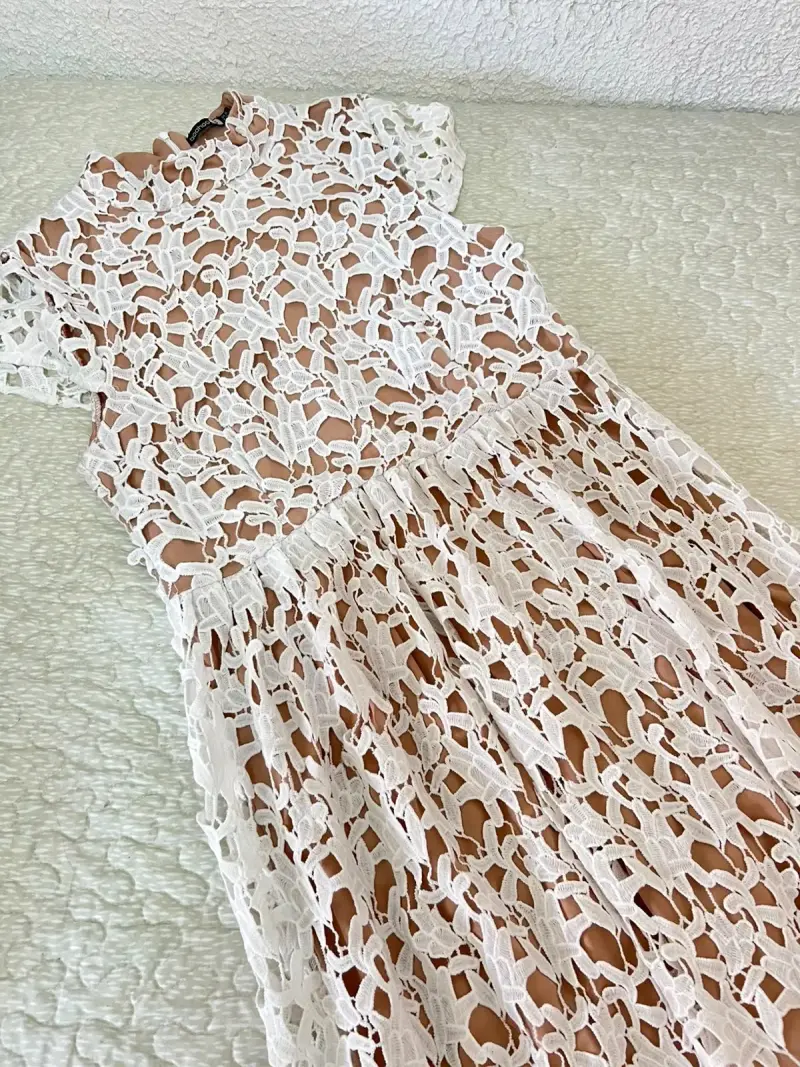 Vestido blanco de encaje elegante talla M L - 2