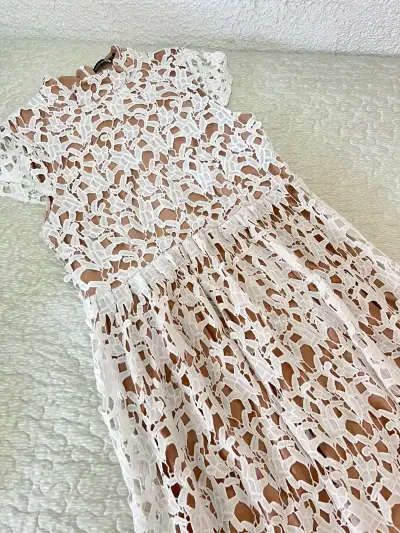 Vestido blanco de encaje elegante talla M L - miniatura 2