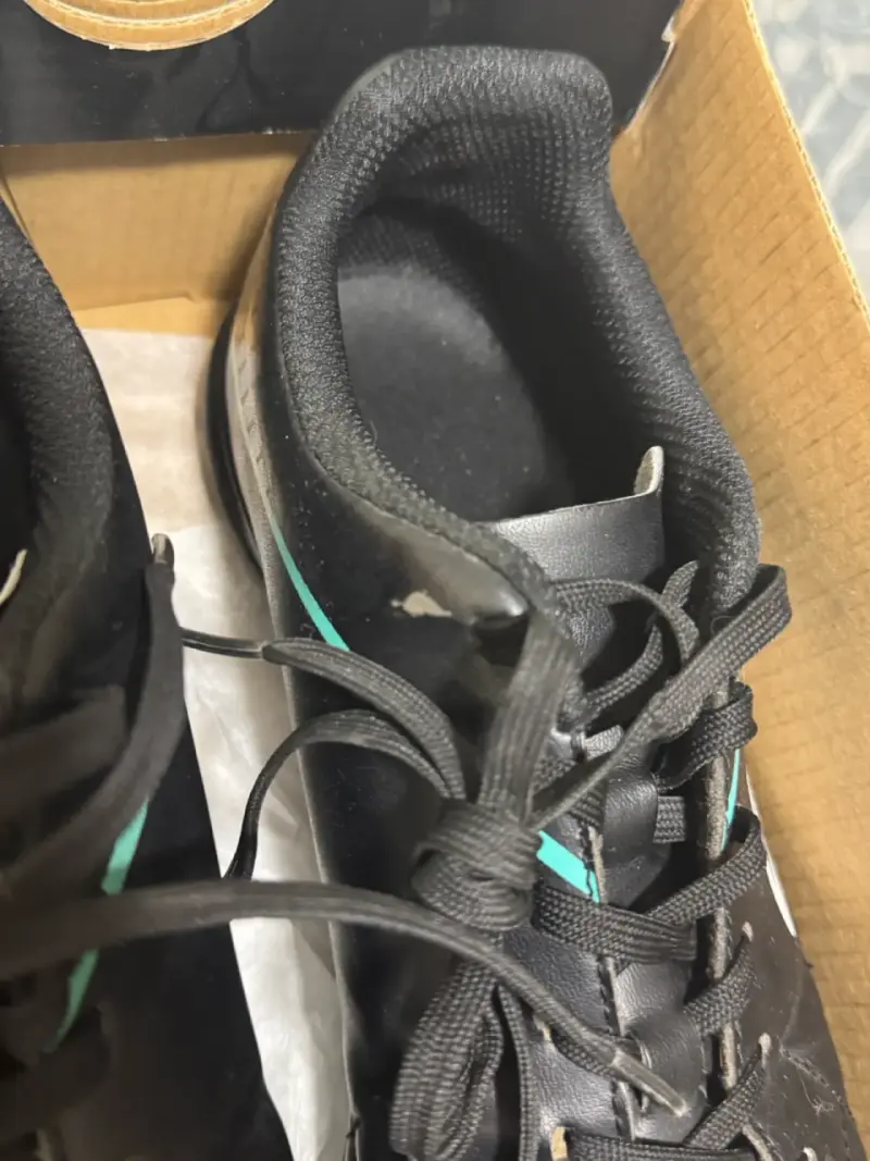 Zapatillas de fútbol Umbro negras - 5