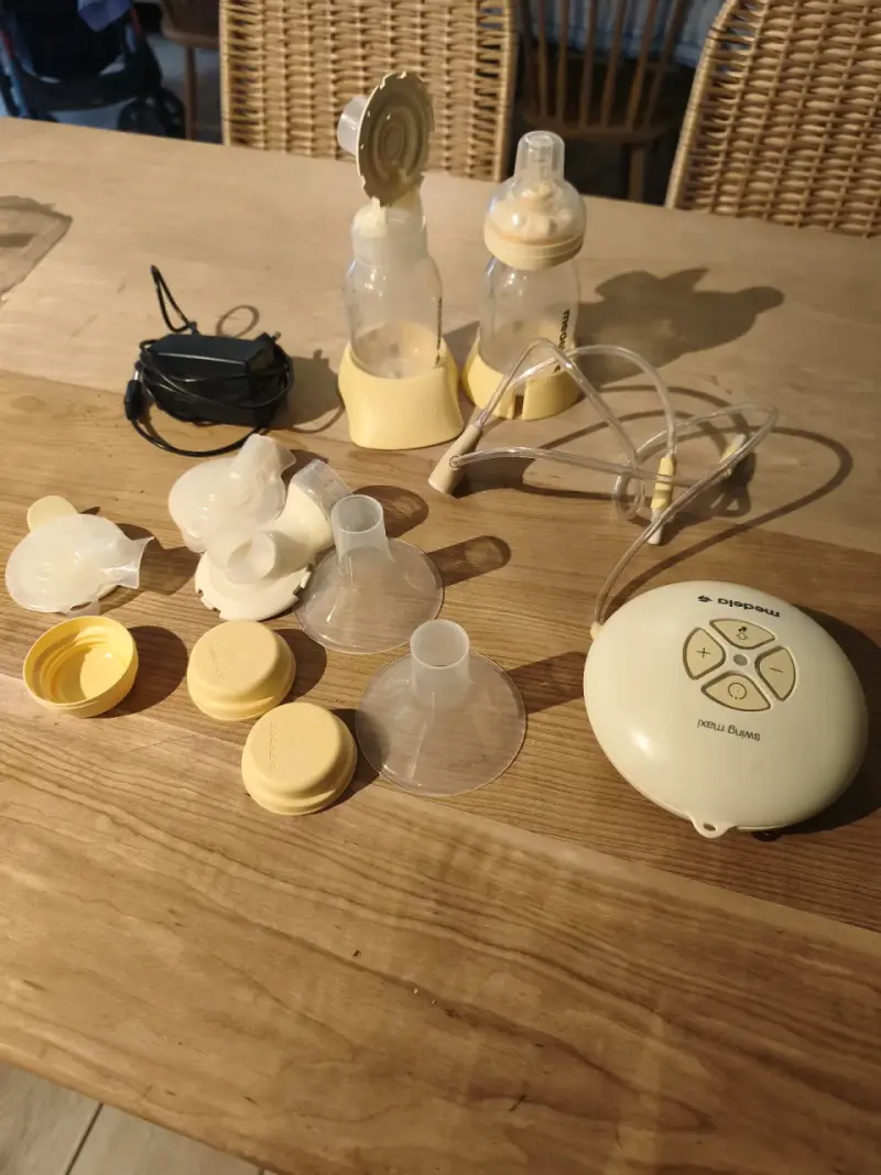 Extractor de Leche Medela Swing Maxi - 1