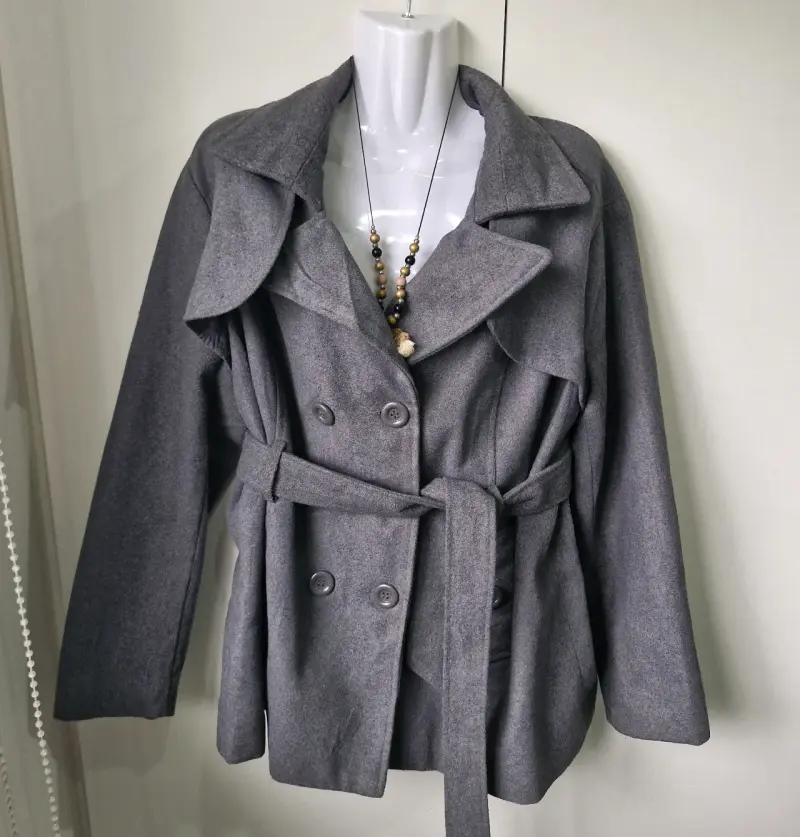Abrigo gris con cinturón para mujer L - 2