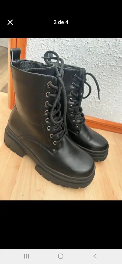 Botas negras  con plataforma talla 38 - miniatura 1
