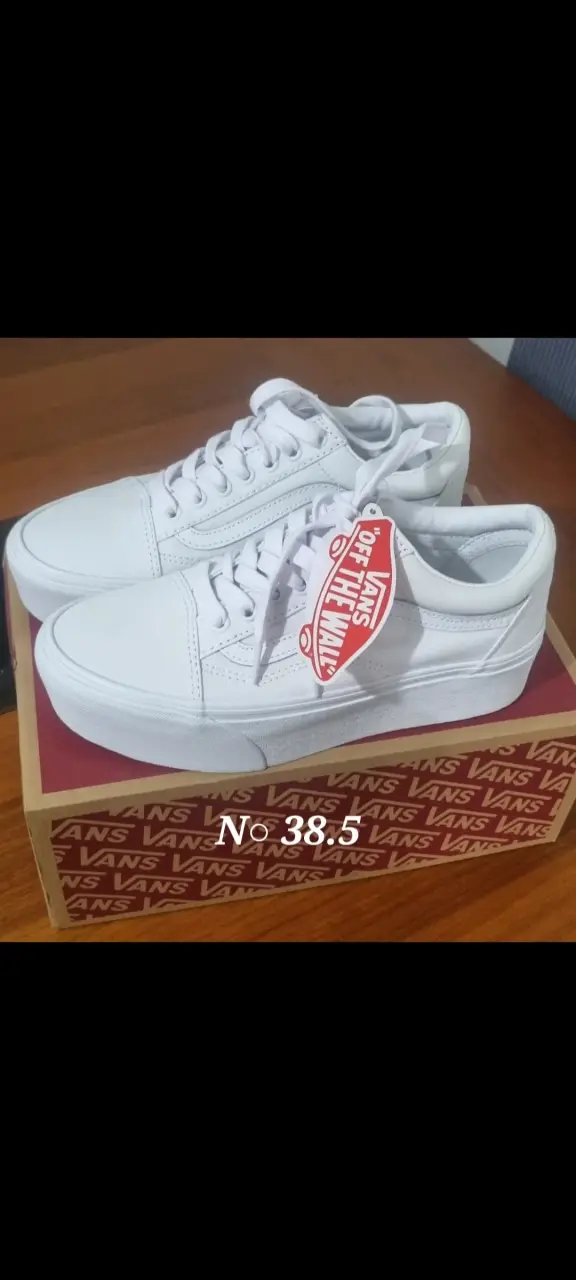 Zapatillas Vans blancas talla 38.5