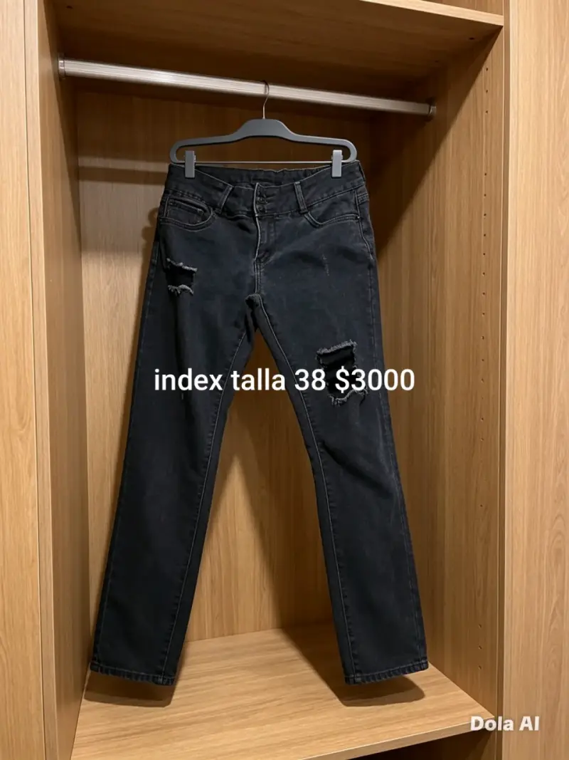 Jeans azul con bordado talla 38 - 5