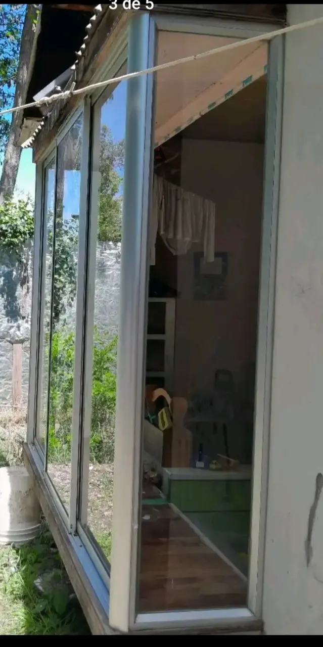 Ventana corredera de aluminio y vidrio - 4