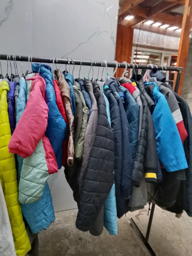 Ropa de invierno para mujer y hombre - 2