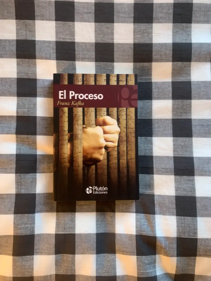 Libro 'El Proceso' de Franz Kafka