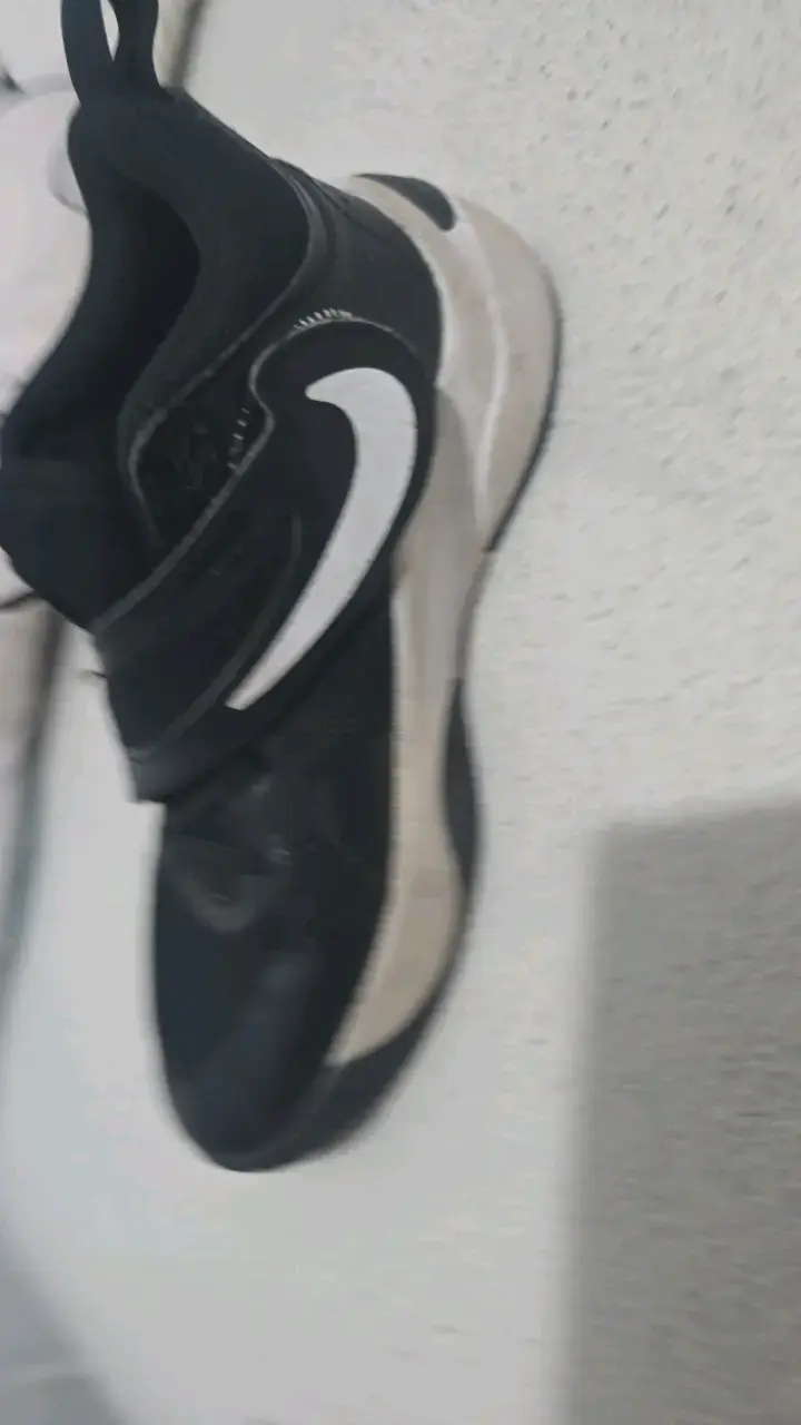 Zapatillas deportivas Nike negras para niños - 5