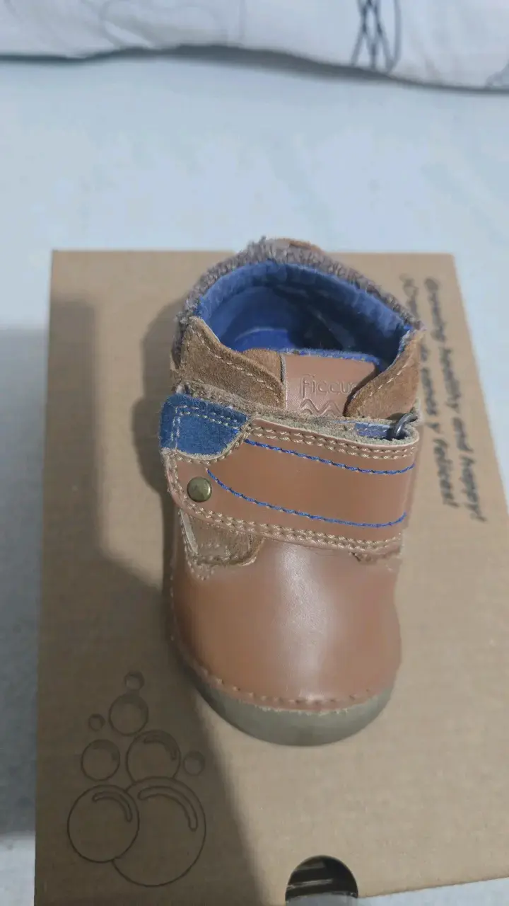 Zapatos de bebé marrones con velcro ficcus - 3