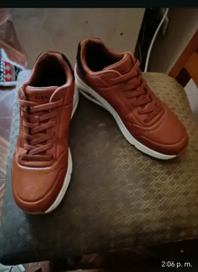 Zapatillas Skechers marrones para hombre - miniatura 3