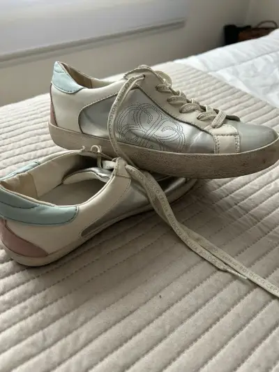 Botas negras de gamuza con tacón alto - miniatura 4
