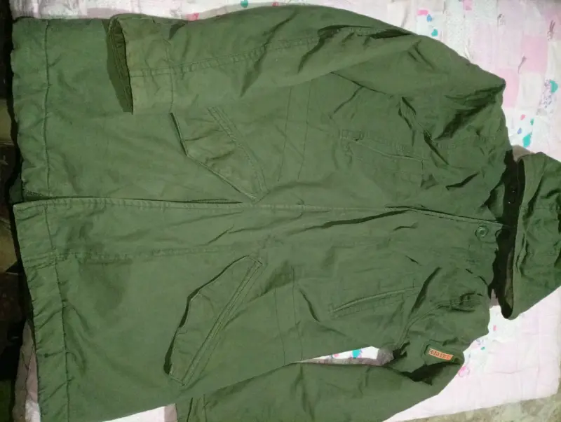 Parka verde con capucha para niño - 1