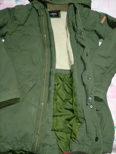 Parka verde con capucha para niño - miniatura 4