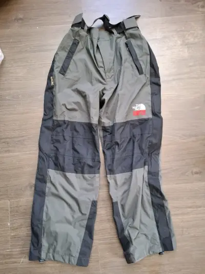 Pantalones The North Face Gore-Tex talla L - miniatura 1