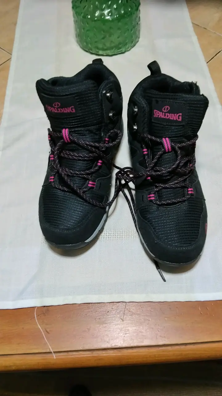 Botas de trekking Spalding negras para mujer - 3