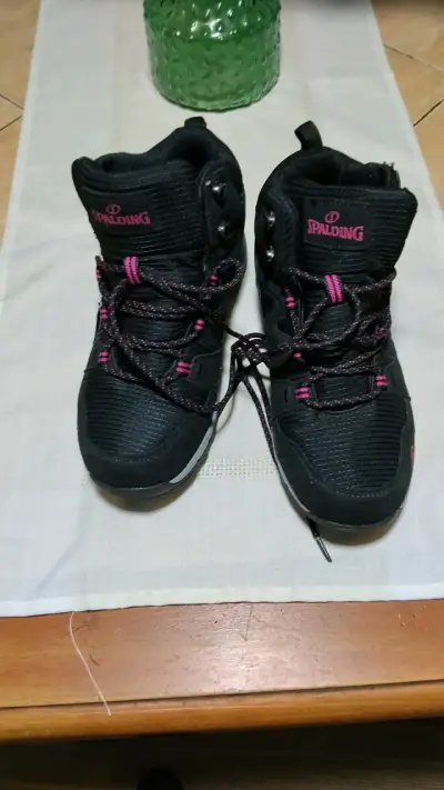 Botas de trekking Spalding negras para mujer - miniatura 3