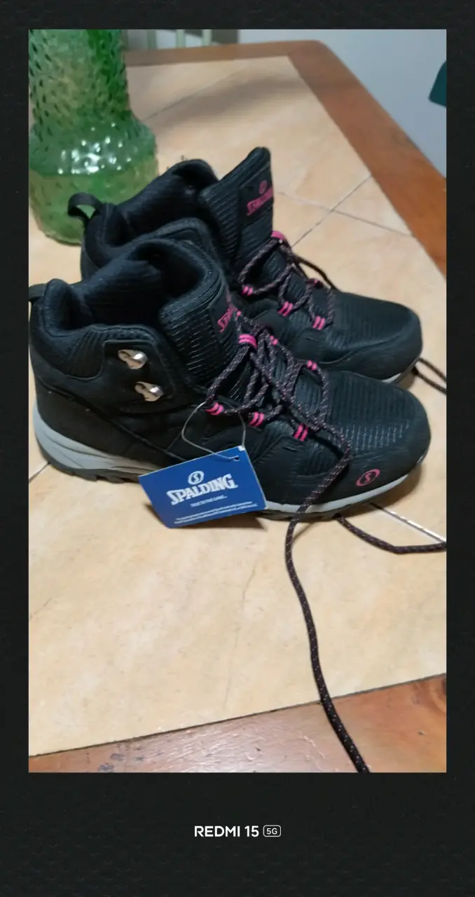 Botas de trekking Spalding negras para mujer - 4