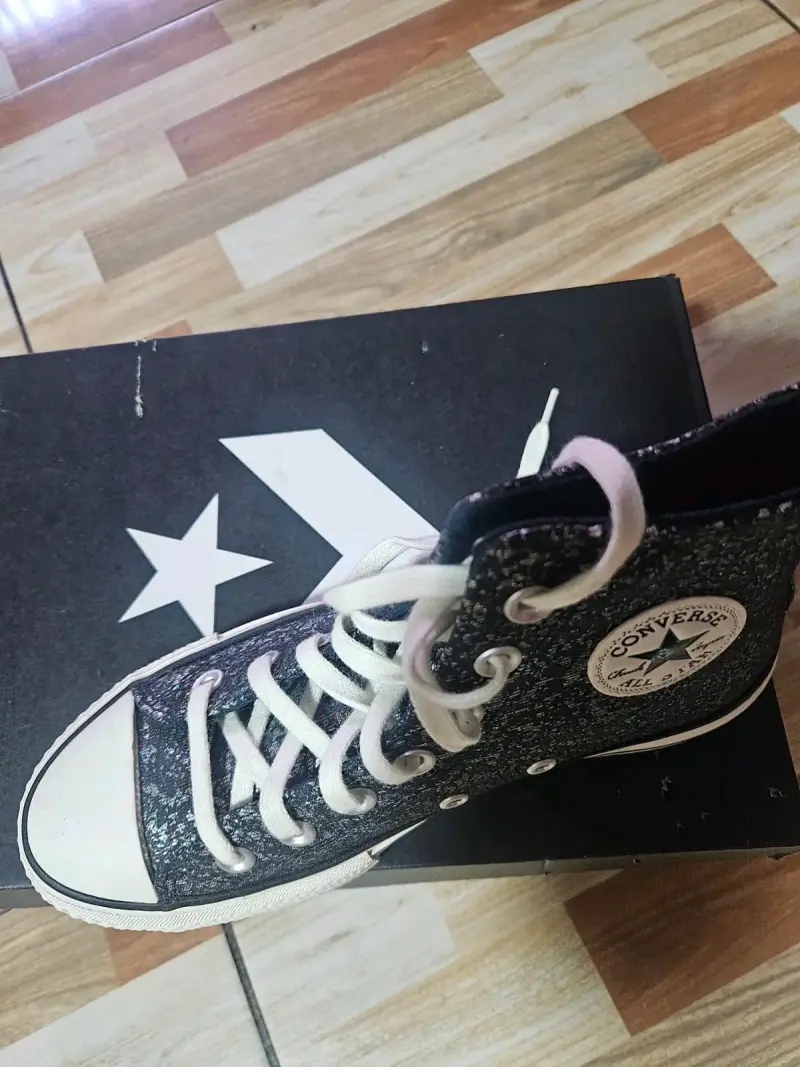 Zapatillas Converse Chuck Taylor brillantes - 2