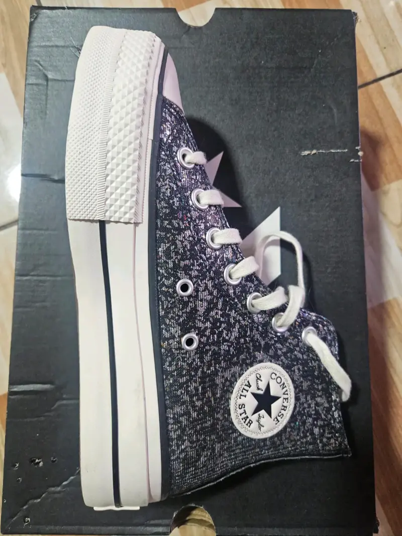 Zapatillas Converse Chuck Taylor brillantes - 3