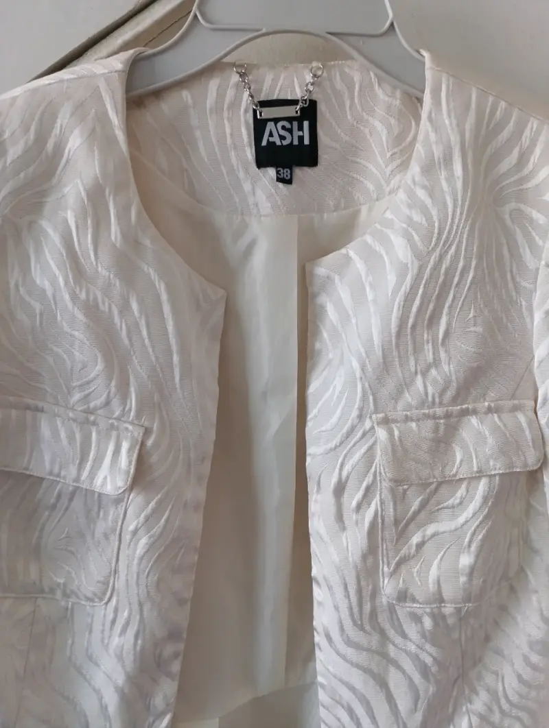 Chaqueta blanca elegante ASH con textura - 2