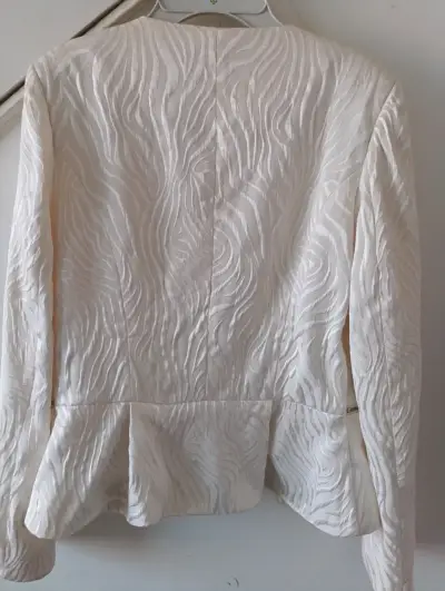 Chaqueta blanca elegante ASH con textura - miniatura 3