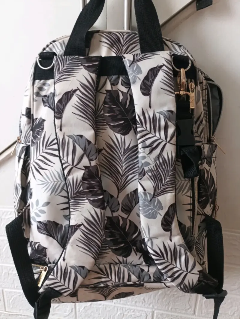 Mochila de pañales Infanti con diseño tropical - 4