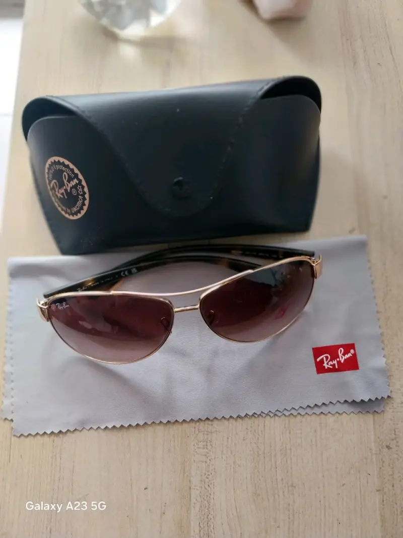 Gafas de sol Ray-Ban aviador doradas - 2