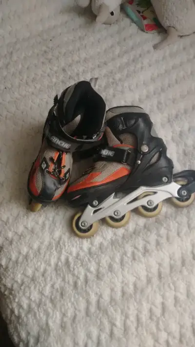 Patines en línea Rollerblade negros y rojos - miniatura 2