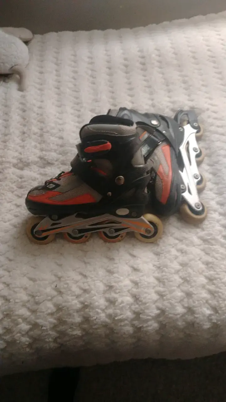 Patines en línea Rollerblade negros y rojos - 3