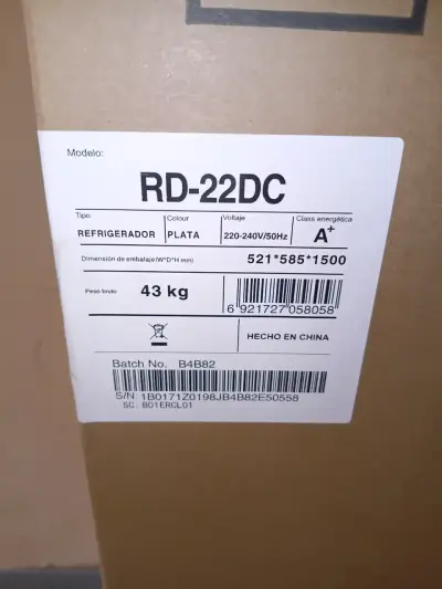 Refrigerador Hisense RD-22DC nuevo en caja - miniatura 3