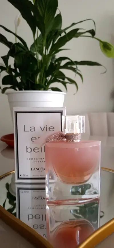 Perfume Lancôme La Vie Est Belle 50ml - miniatura 1