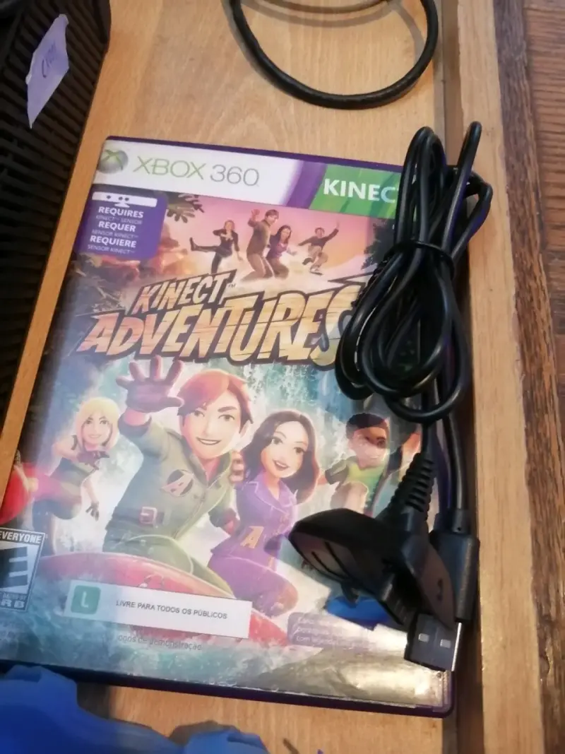 Xbox 360 Slim E 1TB Aurora | 120 Juegos | Kinect | - 5