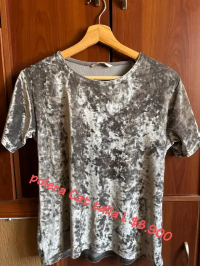 Polera de terciopelo gris talla L - miniatura 1