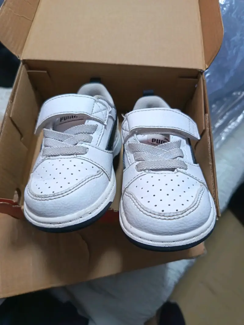 Zapatillas deportivas Puma blancas - 4
