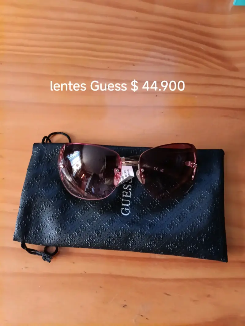 Gafas de sol marrones con estuche - 3