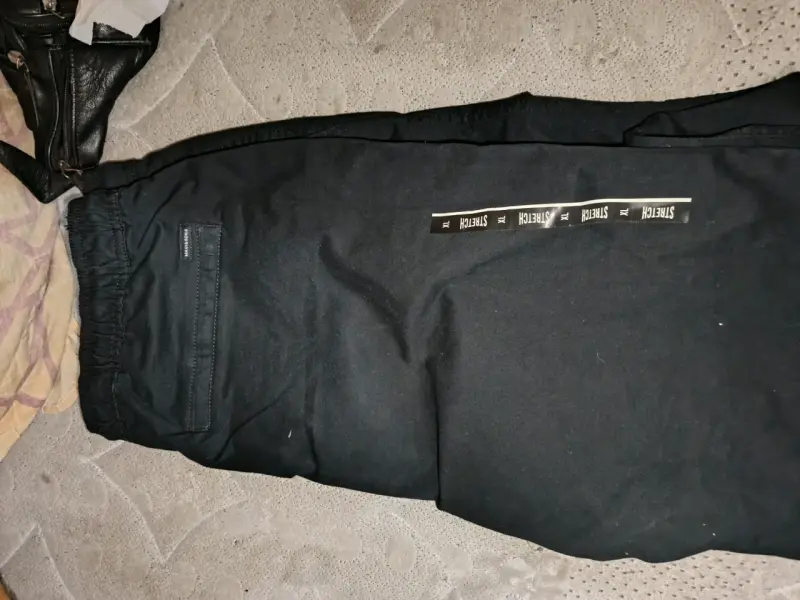 Pantalones deportivos jogger negros para hombre - 3
