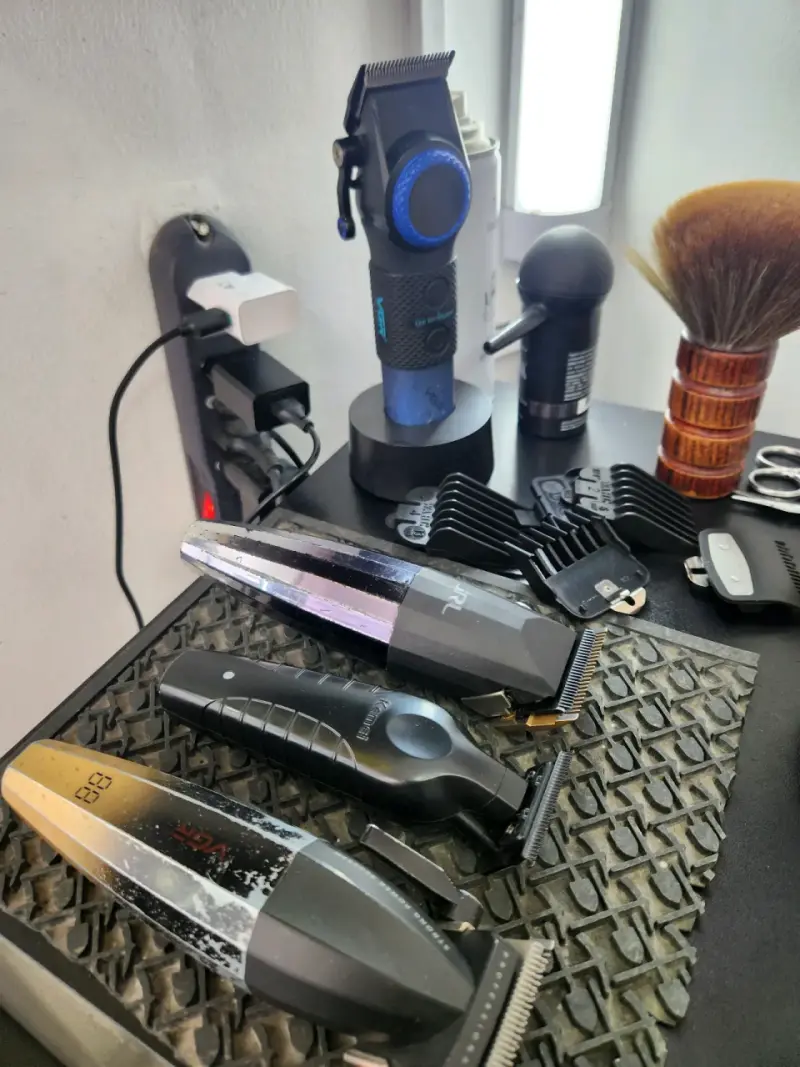 Set de máquinas cortapelo profesionales - 1