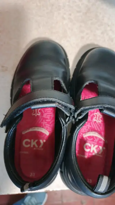 Zapatos escolares CKY negros talla 33 - miniatura 3