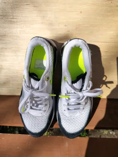 Zapatillas deportivas blancas - miniatura 2