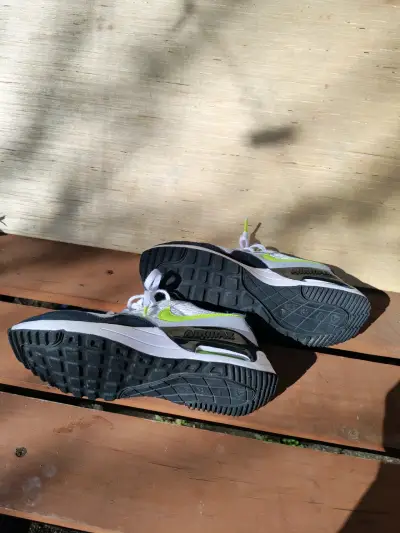 Zapatillas deportivas blancas - miniatura 3