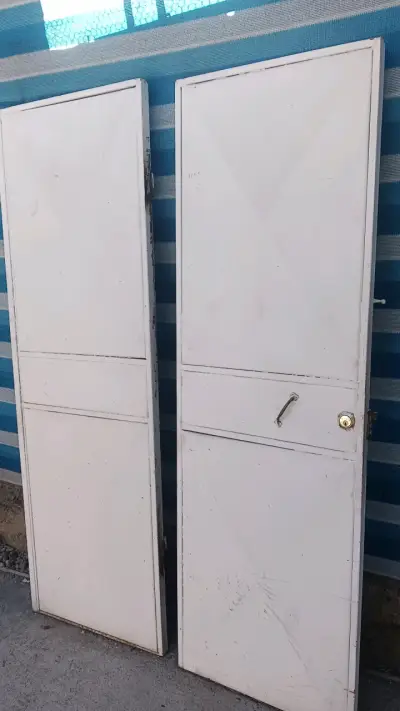 Cerradura de seguridad metálica para puerta - miniatura 2
