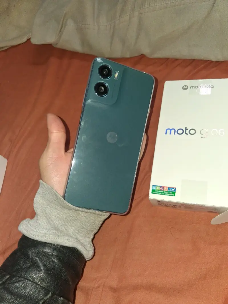 Motorola Moto G06 nuevo en caja - 4