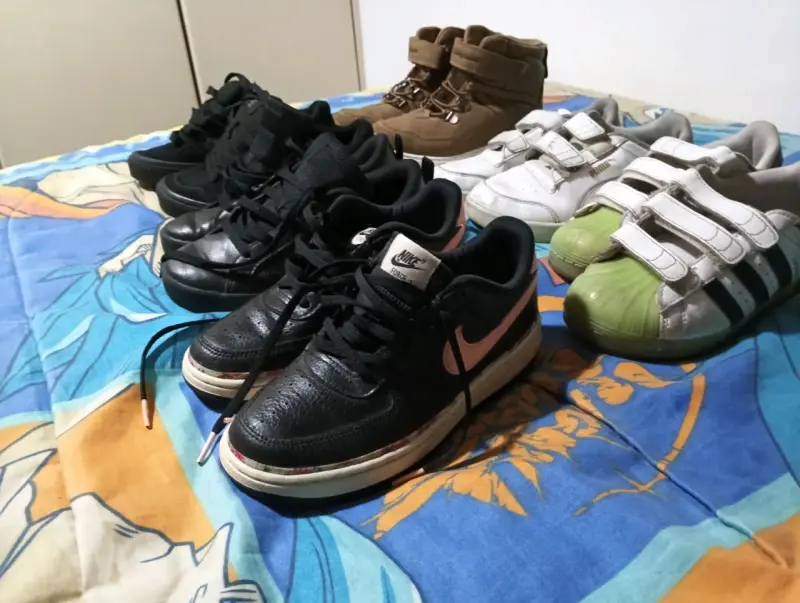 Lote de zapatillas deportivas para niños - 2