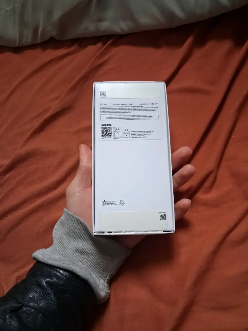 Samsung Galaxy A17 5G con caja original - 5