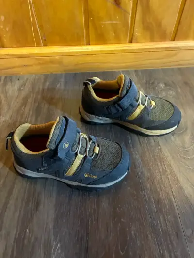 Zapatillas infantiles talla 29 azul y amarillo - miniatura 3