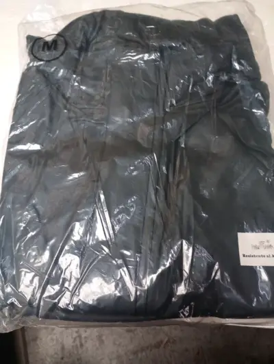 Traje de agua impermeable varias tallas - miniatura 1