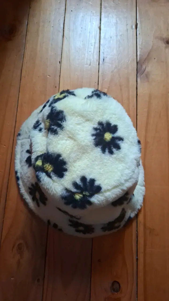 Sombrero de felpa con diseño floral - 2