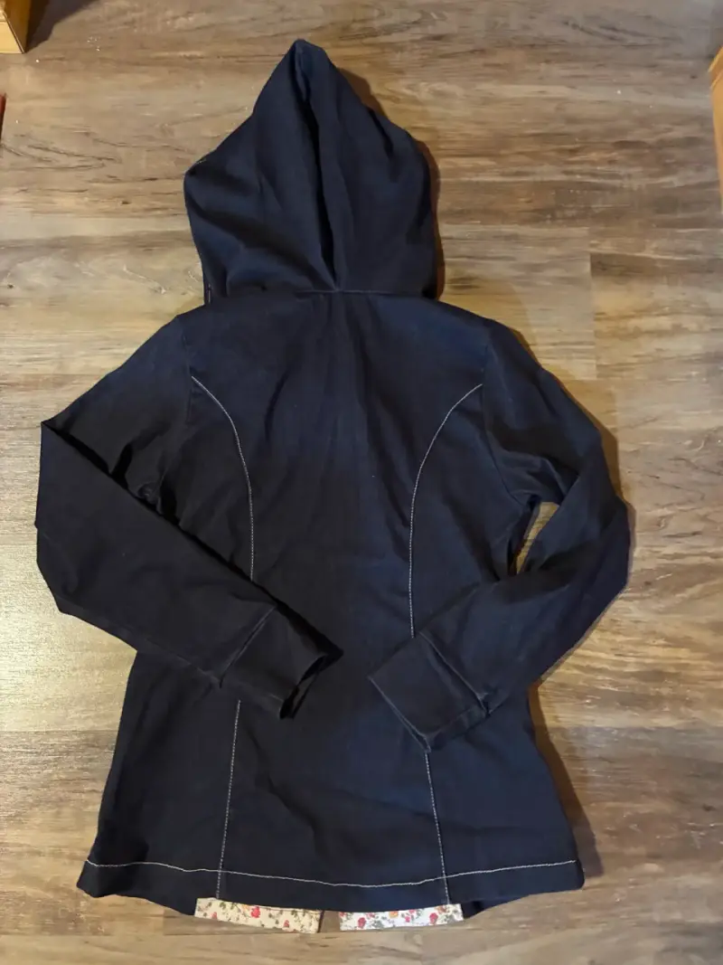 Chaqueta con capucha floral y cierre - 3