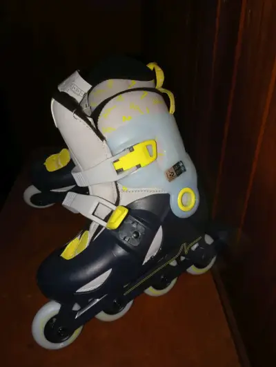 Patines en línea para niños con ajuste seguro - miniatura 2