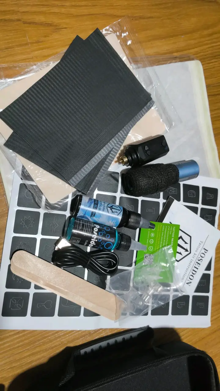 Kit de tatuaje Poseidon con tintas y agujas - 3